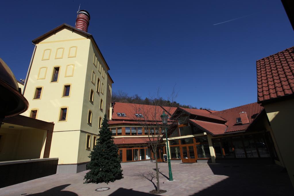 Hotel Sladovna Cerná Hora Exterior foto