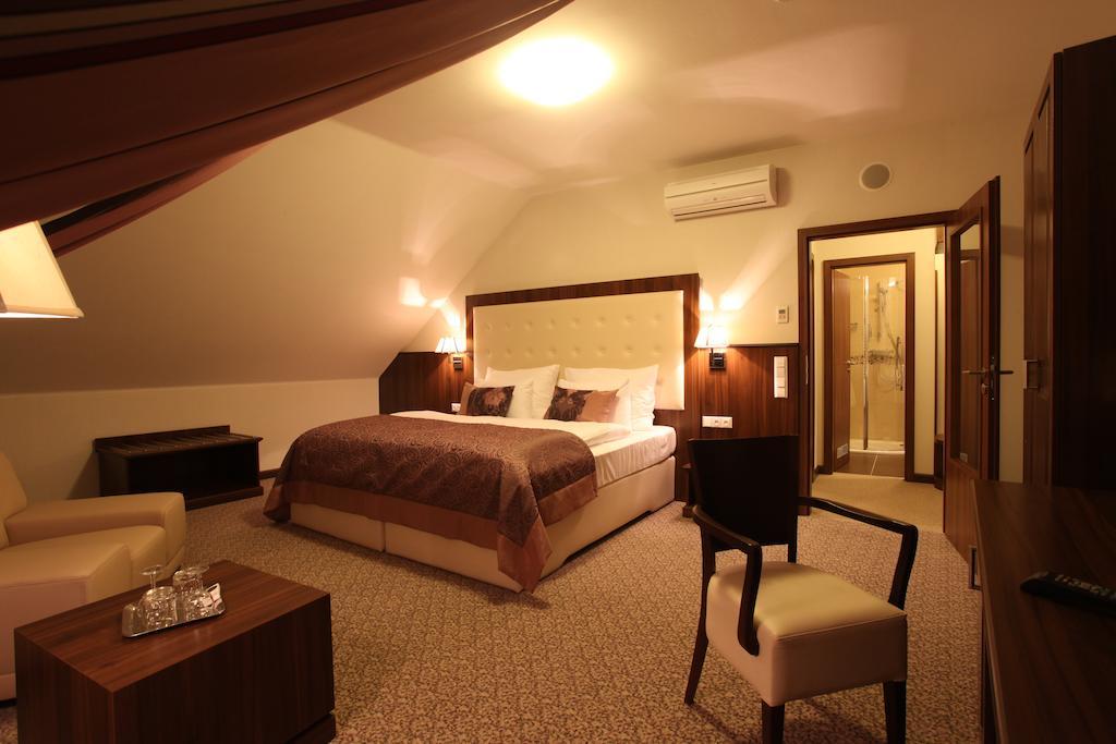 Hotel Sladovna Cerná Hora Quarto foto