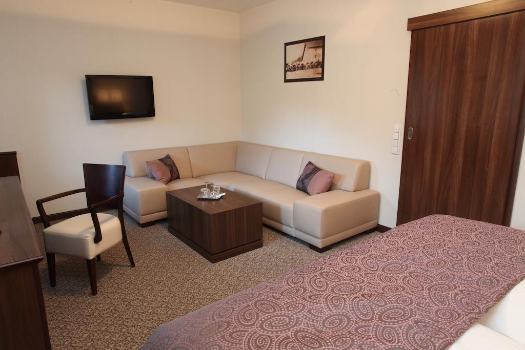 Hotel Sladovna Cerná Hora Quarto foto